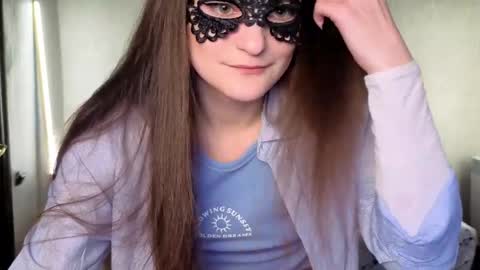 helgamunn online show from 04/02/26, 09:07