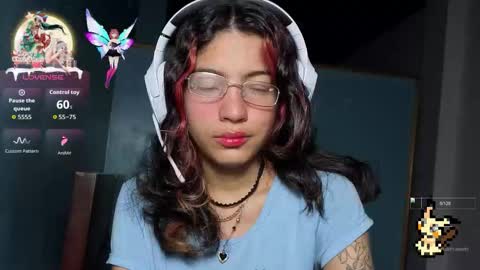 Helia Transfem and Amy online show from 11/15/25, 07:05