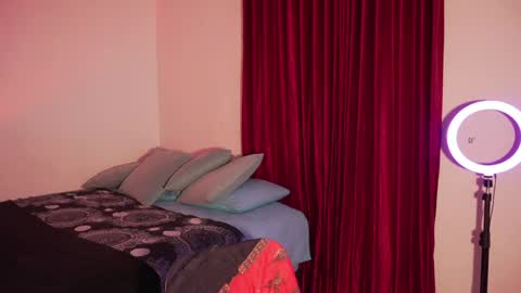 Helio online show from 04/09/26, 12:21