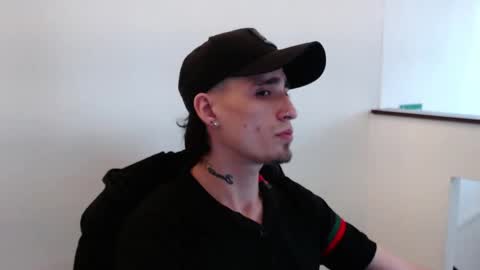 Snapshot of hell_boy66 chatting on 02/25/26, 10:19 Eros online show from 02/25/26, 10:19