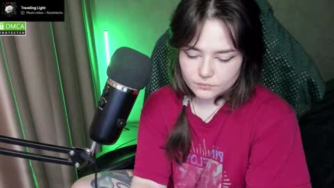 Red online show from 02/12/26, 08:15