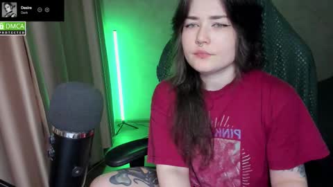 Red online show from 02/17/26, 06:47