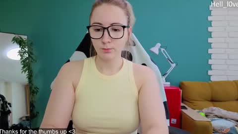 Anastasiia  online show from 11/17/25, 05:02