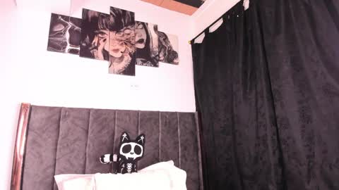 helldy_666 online show from 05/17/26, 07:50