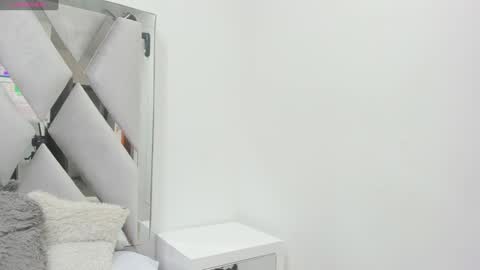 Hellen  online show from 01/25/25, 06:35