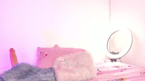 Hellen online show from 03/07/25, 04:35