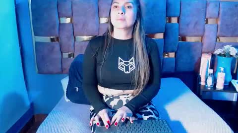 Hellen.  online show from 03/27/26, 11:21