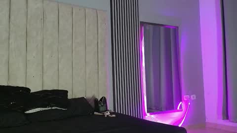 hellen_rice online show from 10/02/25, 04:30