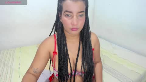 hellen_scot_ online show from 05/10/26, 01:22