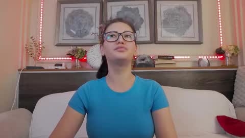    online show from 03/10/25, 03:56