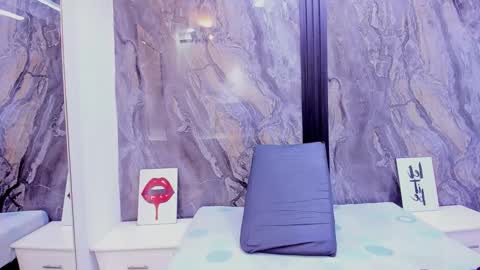 Snapshot of hellenjohansson chatting on 02/24/26, 07:23 Hellen johanson online show from 02/24/26, 07:23