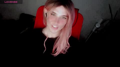 Snapshot of hellenspellman chatting on 10/12/25, 03:11 Helen Spellman online show from 10/12/25, 03:11