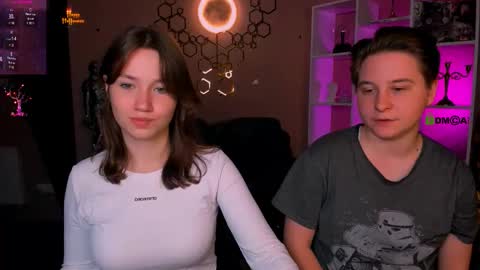 Helli online show from 11/09/25, 08:51