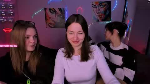 Helli online show from 01/16/26, 08:13