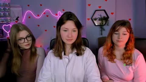 Helli online show from 02/18/26, 08:27