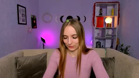 Helli online show from 03/16/26, 08:13