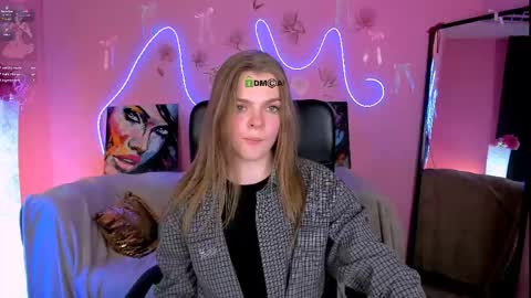 Snapshot of helli_belli chatting on 05/05/26, 07:33 Helli online show from 05/05/26, 07:33