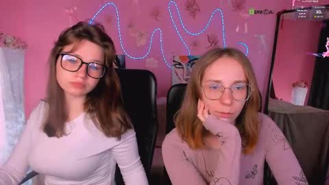 Snapshot of helli_belli chatting on 06/01/26, 07:04 Helli online show from 06/01/26, 07:04