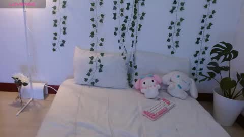 hellokitty_valery1 online show from 03/10/26, 10:48