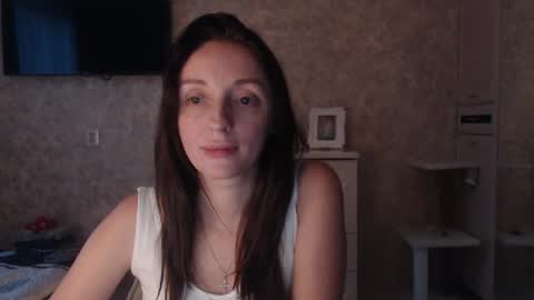 Snapshot of hellokittykaty chatting on 12/03/24, 06:48 Victory online show from 12/03/24, 06:48