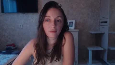 Snapshot of hellokittykaty chatting on 12/09/24, 07:06 Victory online show from 12/09/24, 07:06