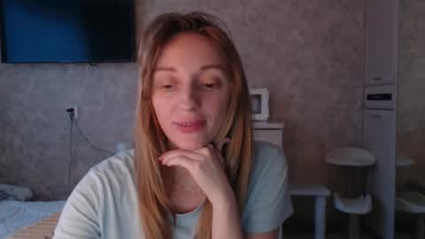 Snapshot of hellokittykaty chatting on 02/09/26, 06:06 Victory online show from 02/09/26, 06:06