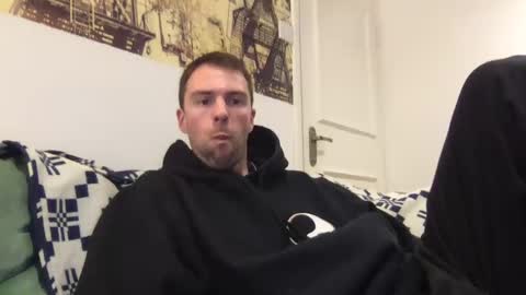 Lucas online show from 12/20/24, 06:24