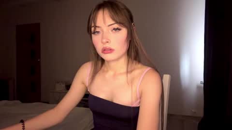 hellyluxury online show from 06/12/26, 03:55