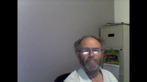 helopilot01 online show from 10/21/25, 12:33