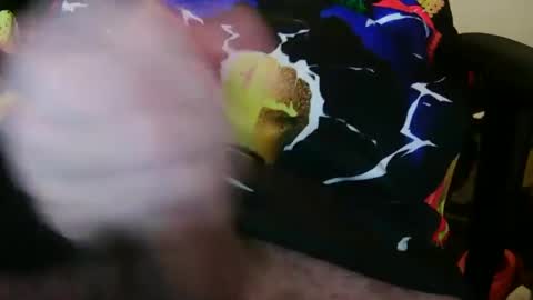 Snapshot of helpmecumplzzz chatting on 12/23/24, 05:49 helpmecumplzzz online show from 12/23/24, 05:49