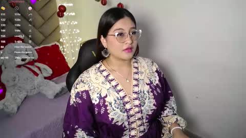 Zahira online show from 11/12/25, 01:39