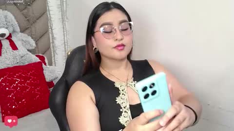 Zahira online show from 01/05/26, 07:39