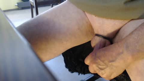 Helvell online show from 05/29/26, 01:53