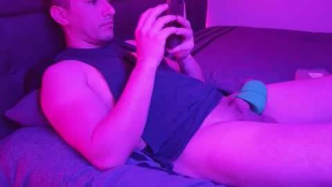 HENNIDRIP online show from 01/17/26, 05:45