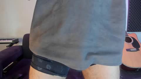 henrik_senn online show from 12/22/24, 01:55