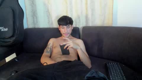 henrik_senn online show from 10/15/25, 10:21