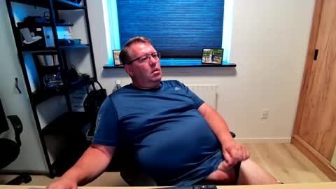 Snapshot of henrikrp1971 chatting on 07/15/26, 11:59 henrikrp1971 online show from 07/15/26, 11:59