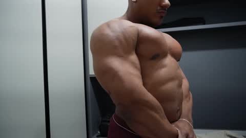 Henri online show from 11/27/25, 12:13