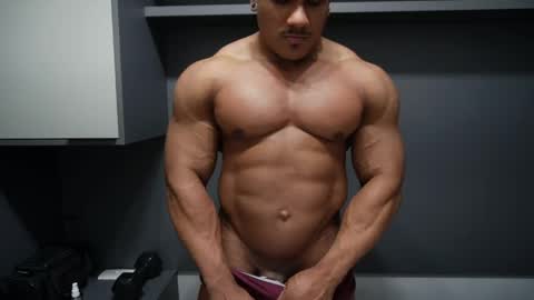 Henri online show from 05/24/26, 08:47