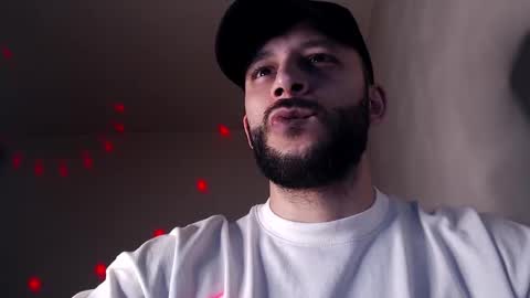 HenryAxe online show from 11/26/25, 11:50