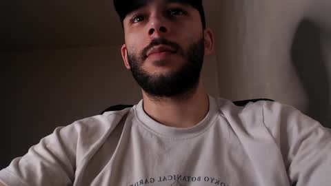 HenryAxe online show from 04/04/26, 10:57