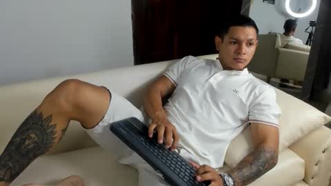 henrydouglas online show from 04/03/26, 05:33