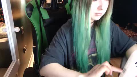 Hentaishiing online show from 10/15/25, 04:18