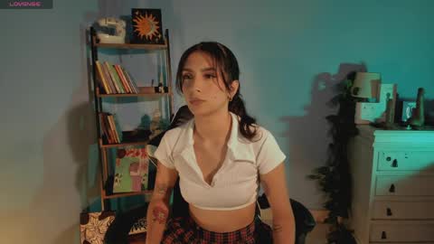 Hello I am Valentina independent Colombian model I love sensuality and pleasure welcome online show from 04/08/26, 02:55