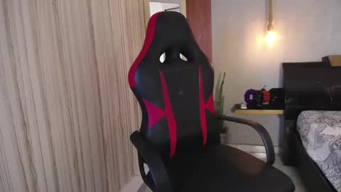 HERA online show from 11/06/25, 09:37