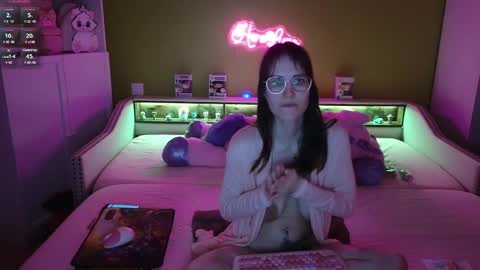 HeraLuna  online show from 02/14/25, 11:09