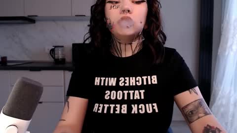 dirty Diana online show from 02/14/25, 12:14