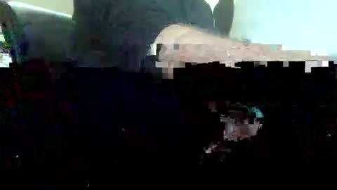 Snapshot of herbee510 chatting on 10/15/25, 03:23 herbee510 online show from 10/15/25, 03:23