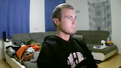 John Pearl online show from 10/26/25, 08:15