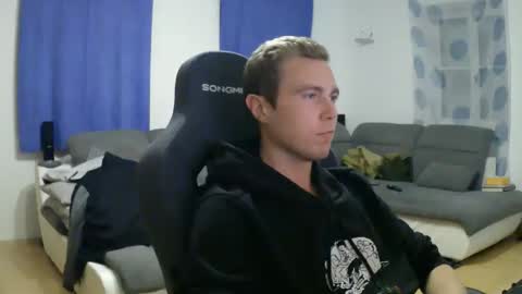 John Pearl online show from 04/08/26, 07:03